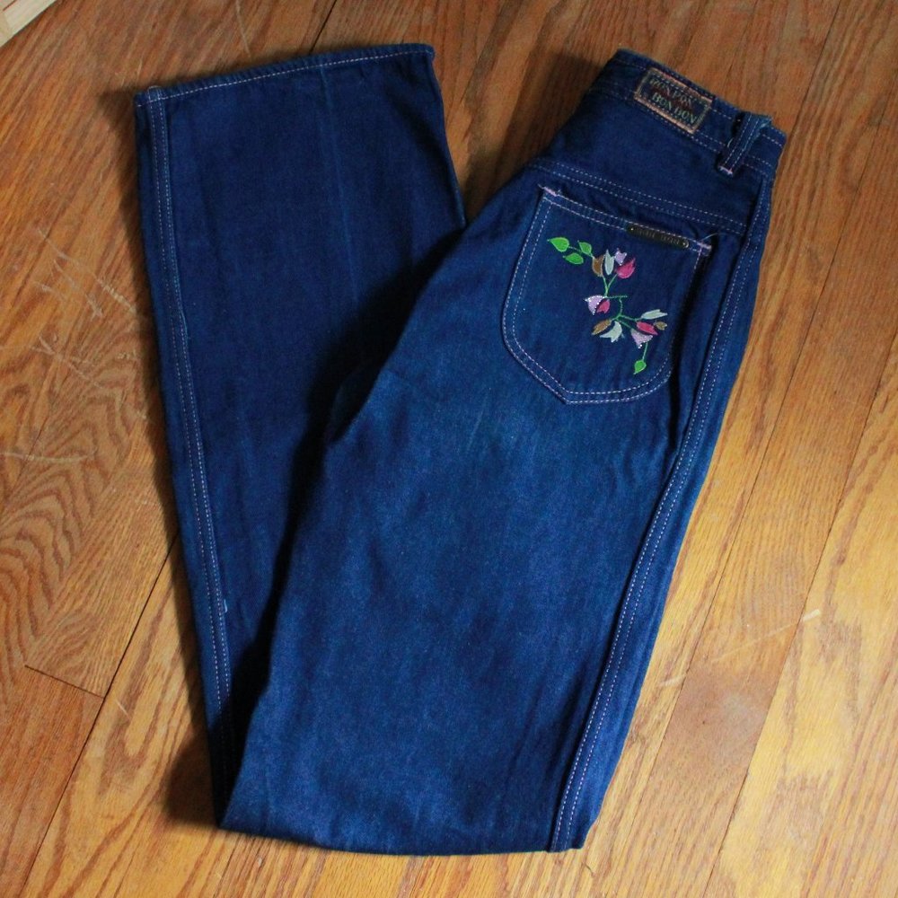 Vintage Bon Bon High Rise Floral Embroidered Jeans
